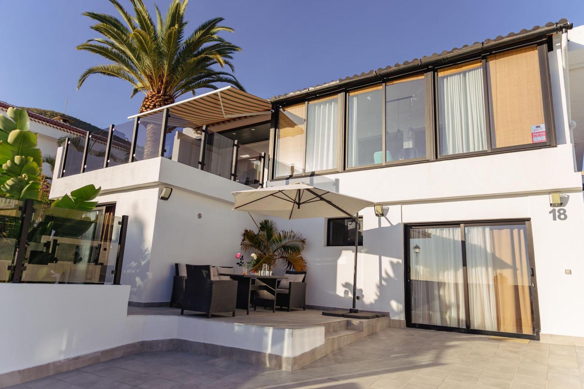 Villa La Blanca Arona  Exterior photo