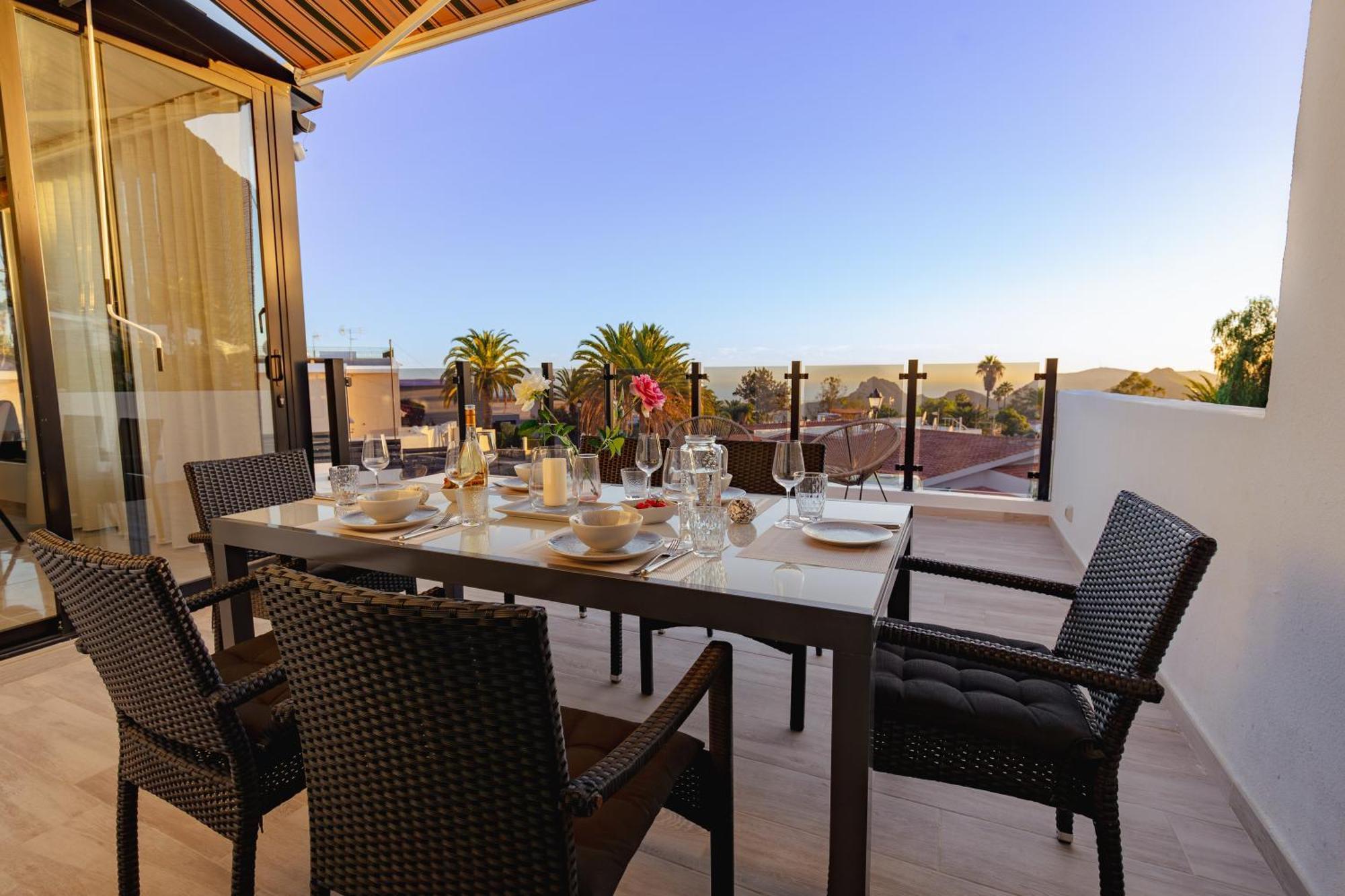 Villa La Blanca Arona  Exterior photo